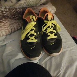 Womens sz 10 sneakers